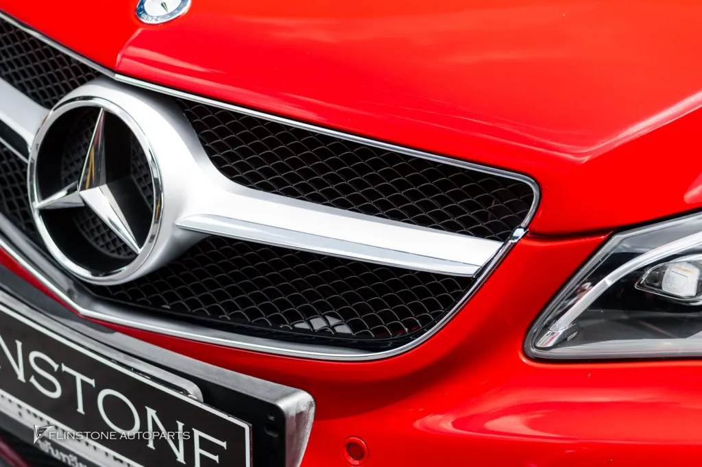 Mercedes Benz C207 Grille