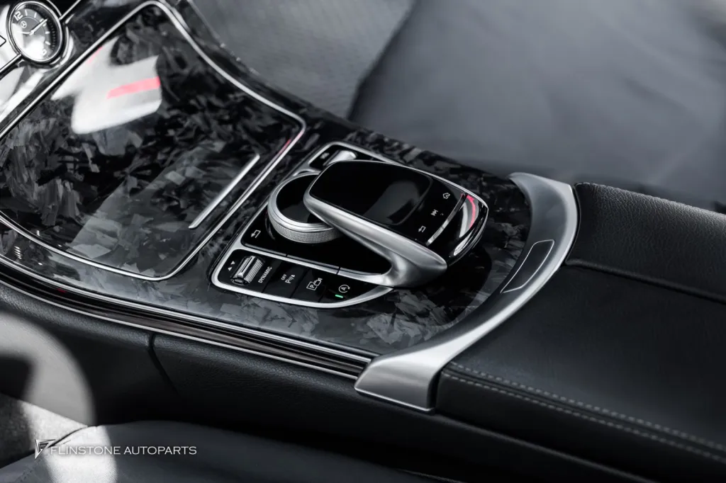 Mercedes Benz W205 锻造碳纤维内饰