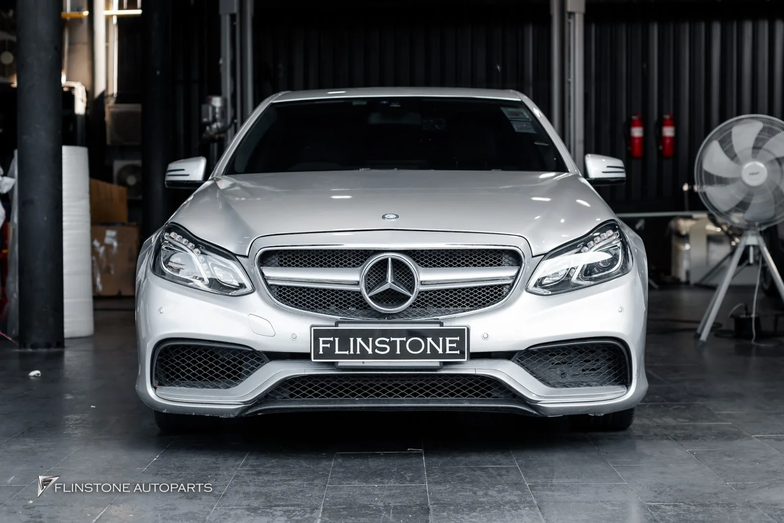 Mercedes Benz W212 คิ้ว