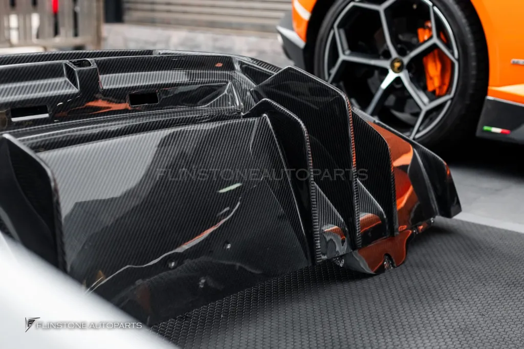Lamborghini Huracan กันชนหน้า หลัง