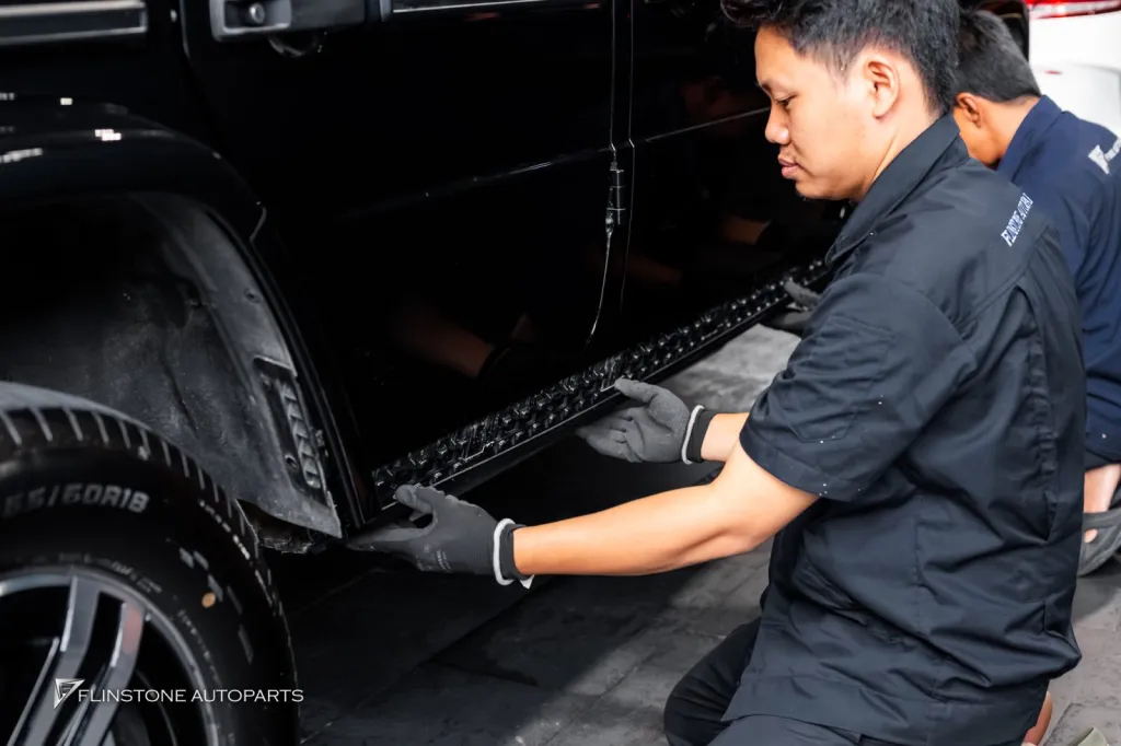 Mercedes Benz Gclass 580 Side Steps