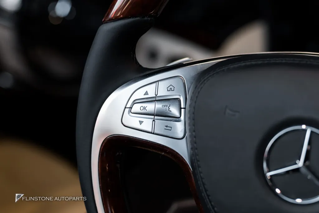 Mercedes Benz W221 พวงมาลัย
