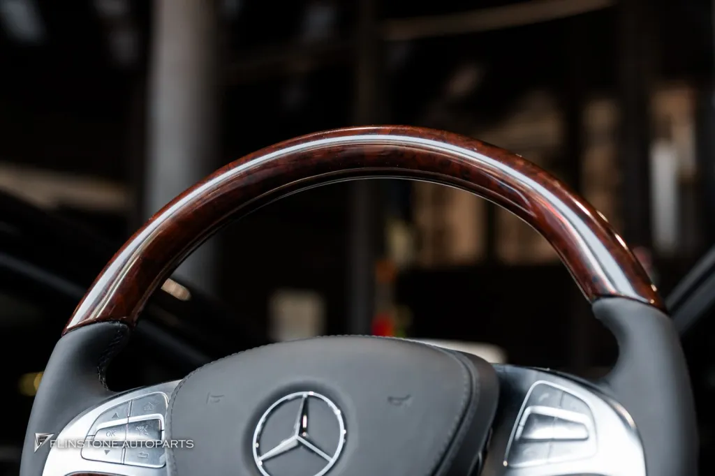 Mercedes Benz W221 พวงมาลัย