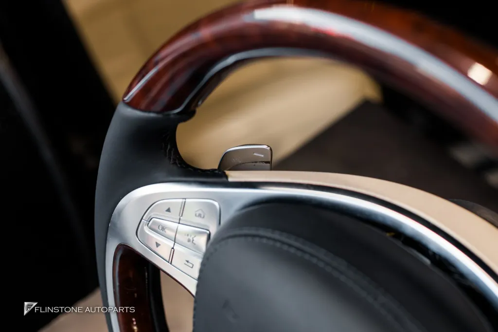 Mercedes Benz W221 พวงมาลัย