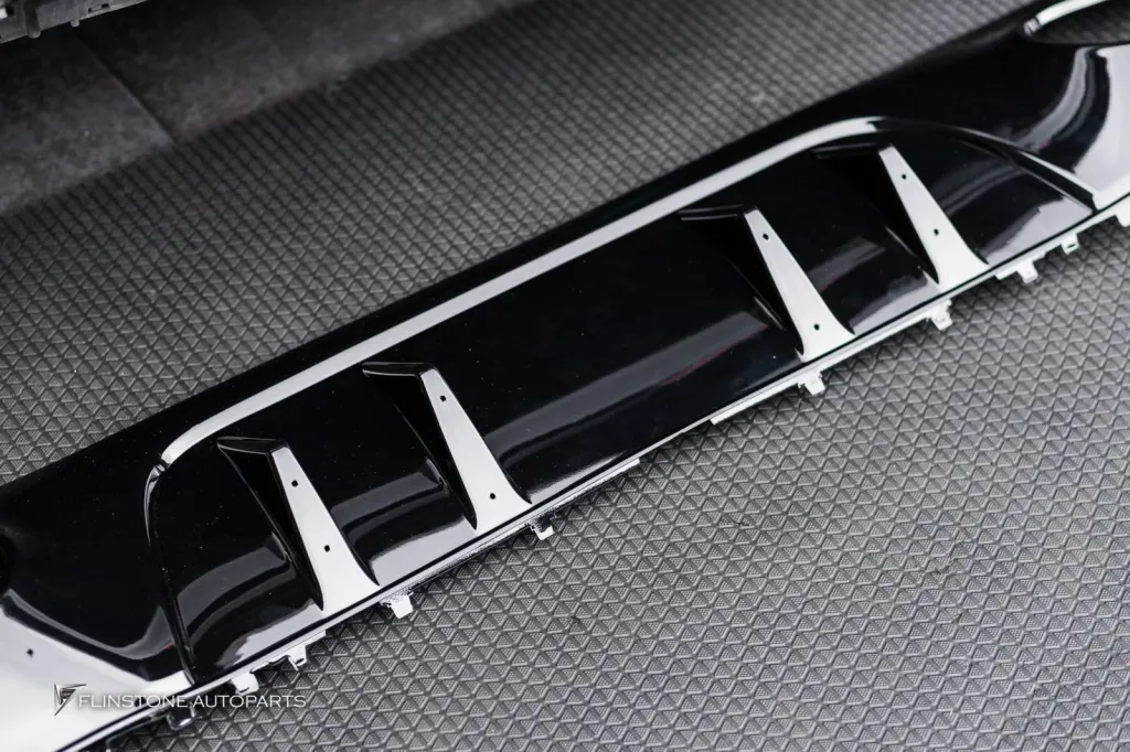 Mercedes Benz A200 扩散器