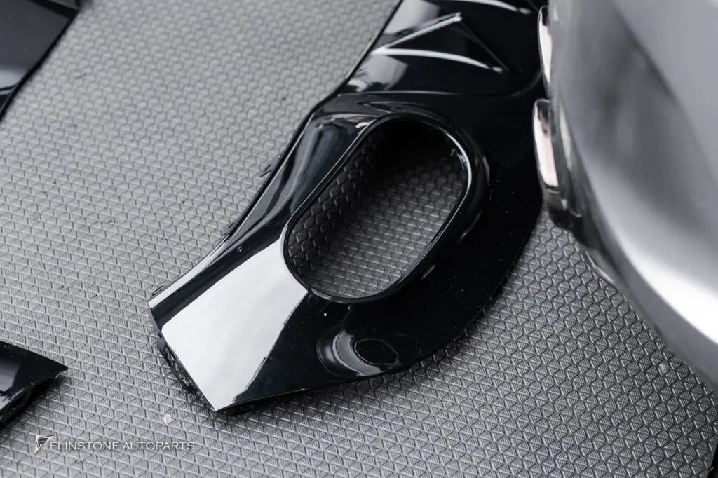 Mercedes Benz A200 扩散器
