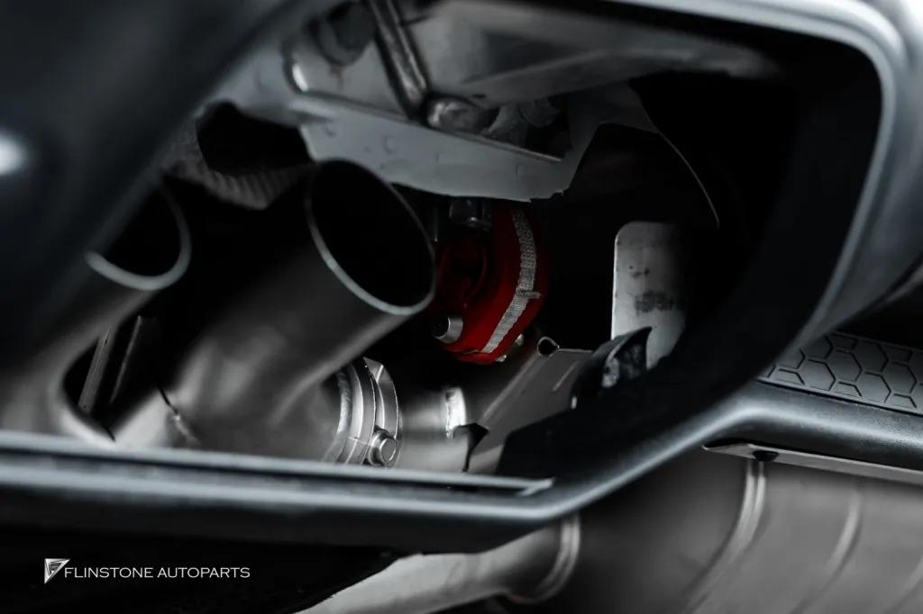 Porsche Cayenne S ท่อ Akrapovic
