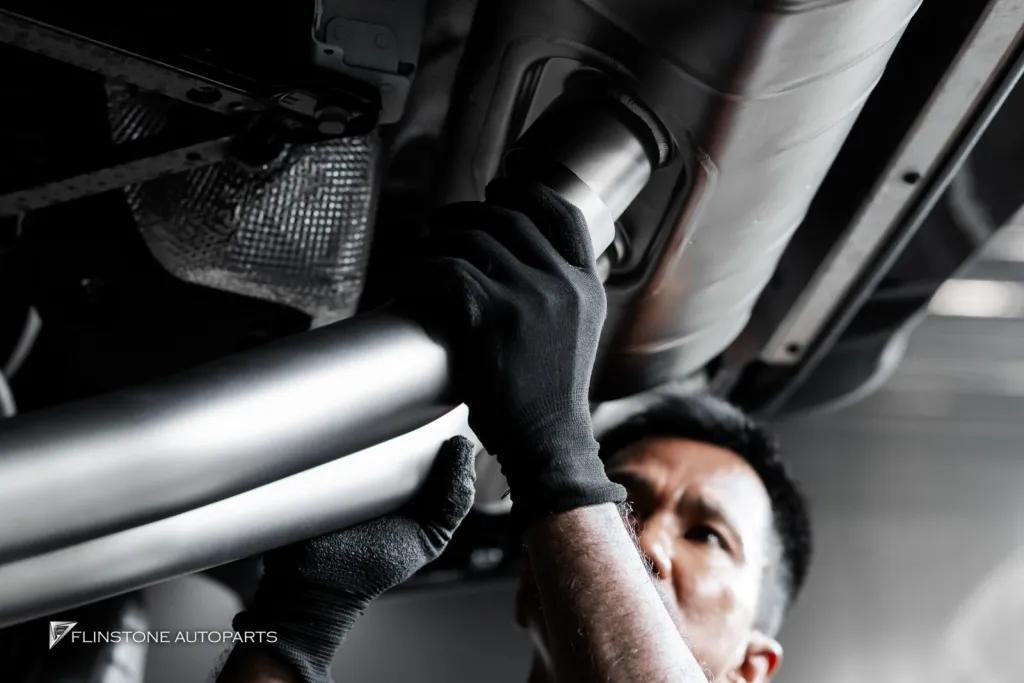 Porsche Cayenne S ท่อ Akrapovic