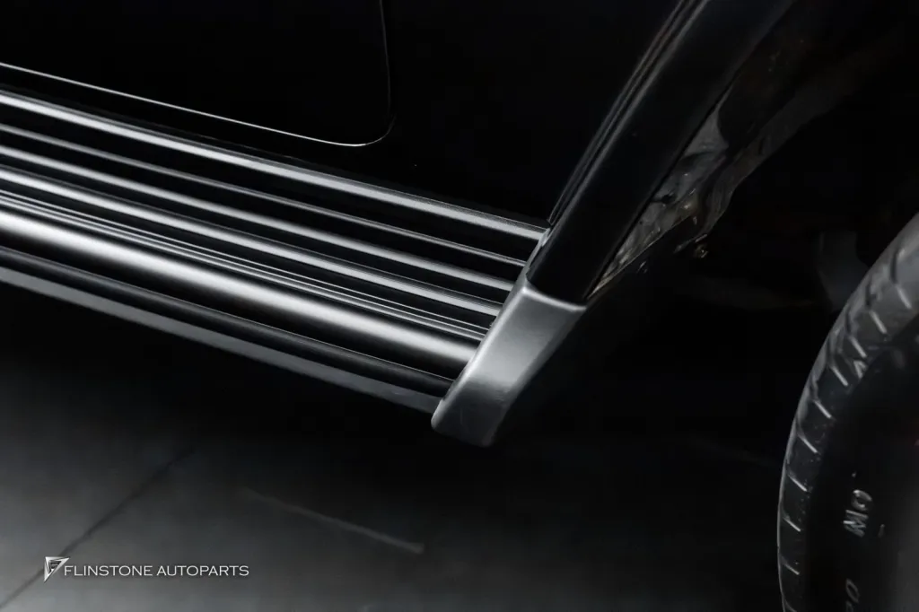 Mercedes Benz Gclass 580 Side Steps
