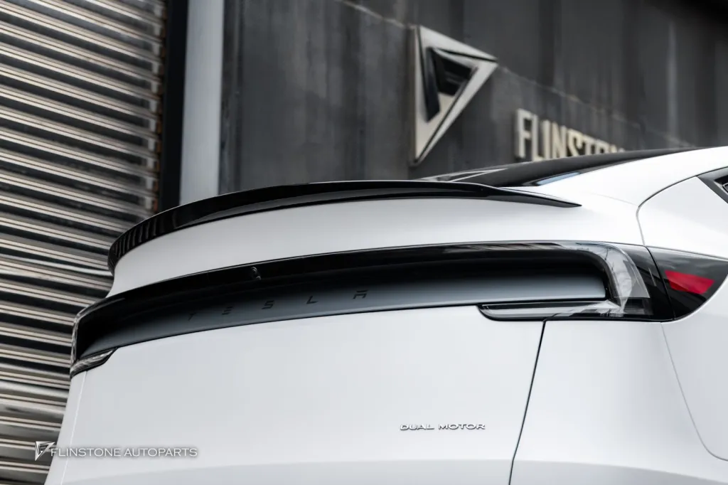 Tesla Juniper ชุดเบรค สปอยเลอร์