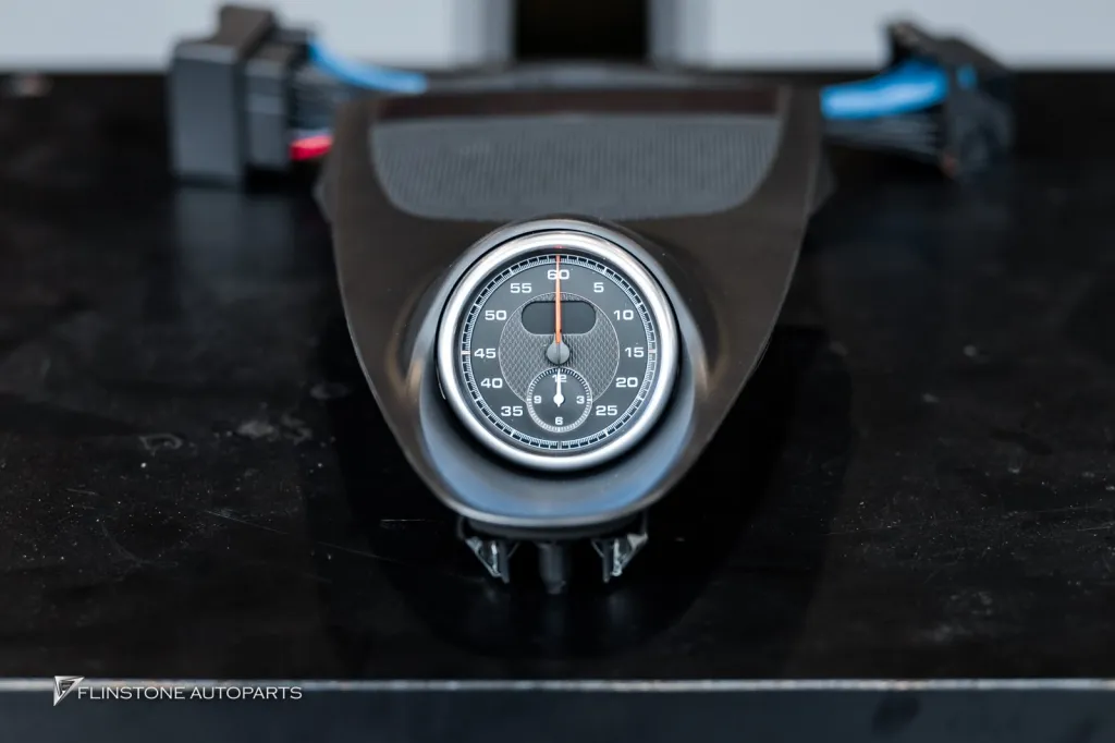 Porsche 718 Stop watch