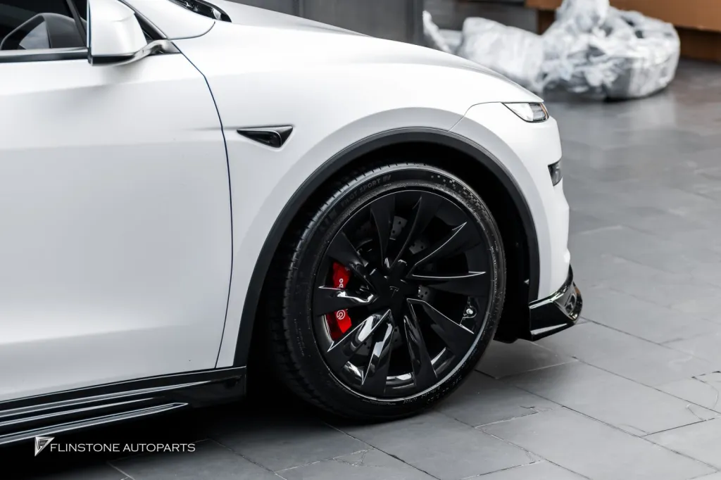 Tesla Juniper ชุดเบรค สปอยเลอร์