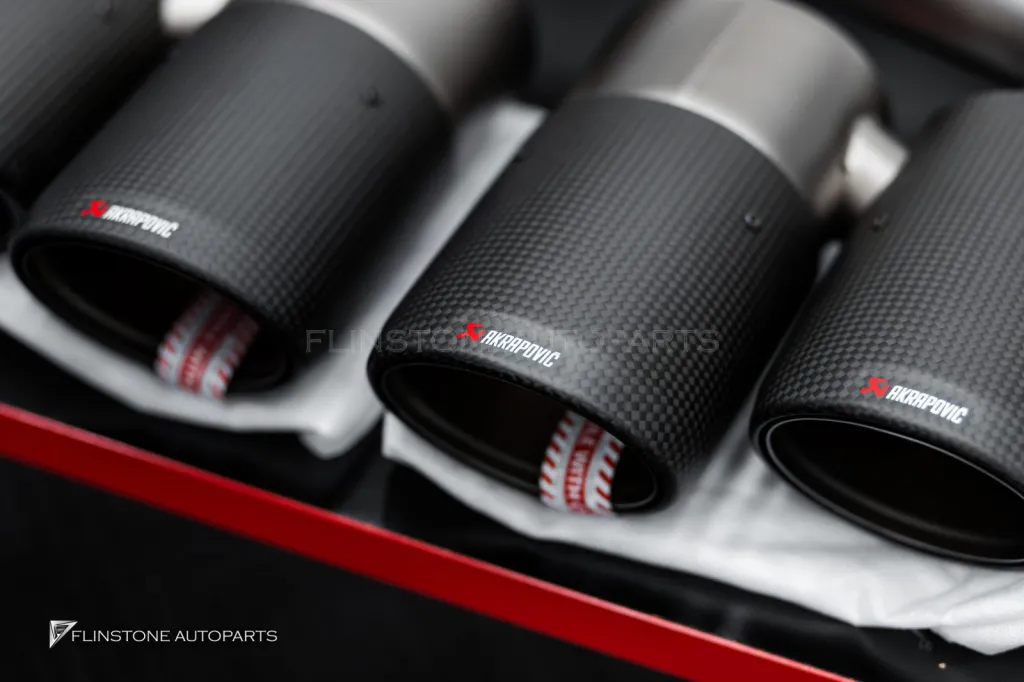 ท่อ Akrapovic For Porsche Cayenne 2025