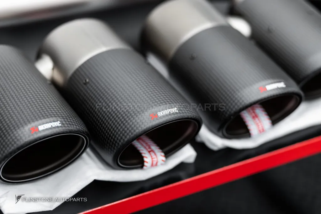 ท่อ Akrapovic For Porsche Cayenne 2025