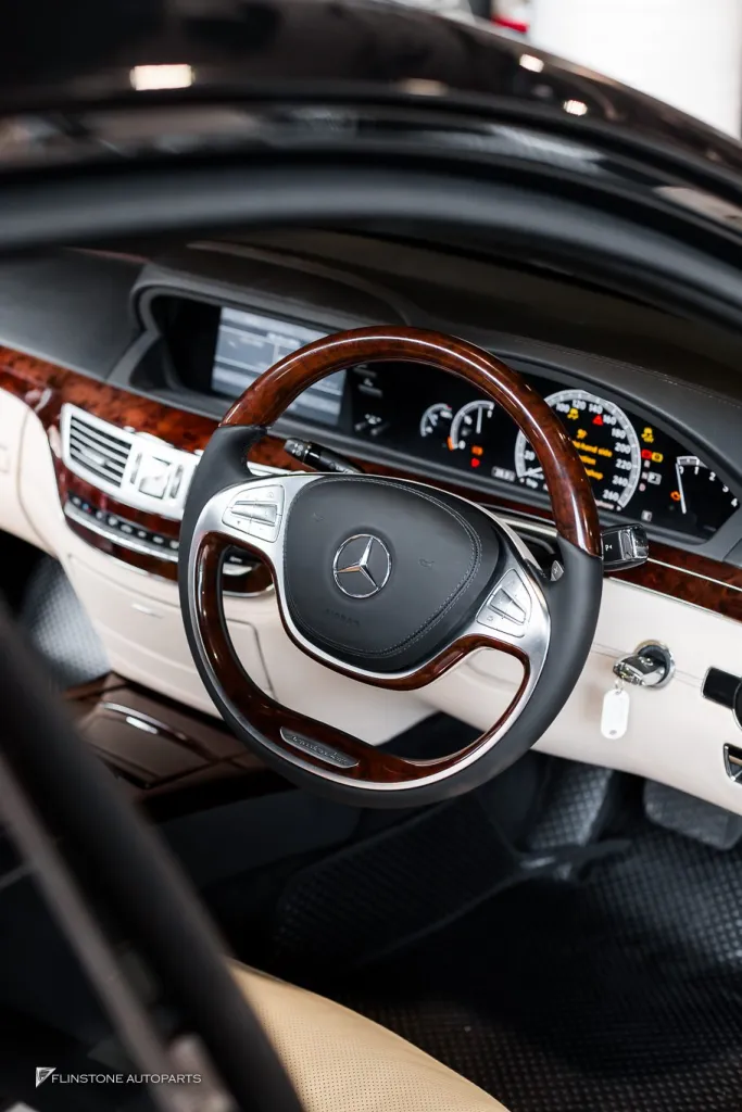 Mercedes Benz W221 พวงมาลัย