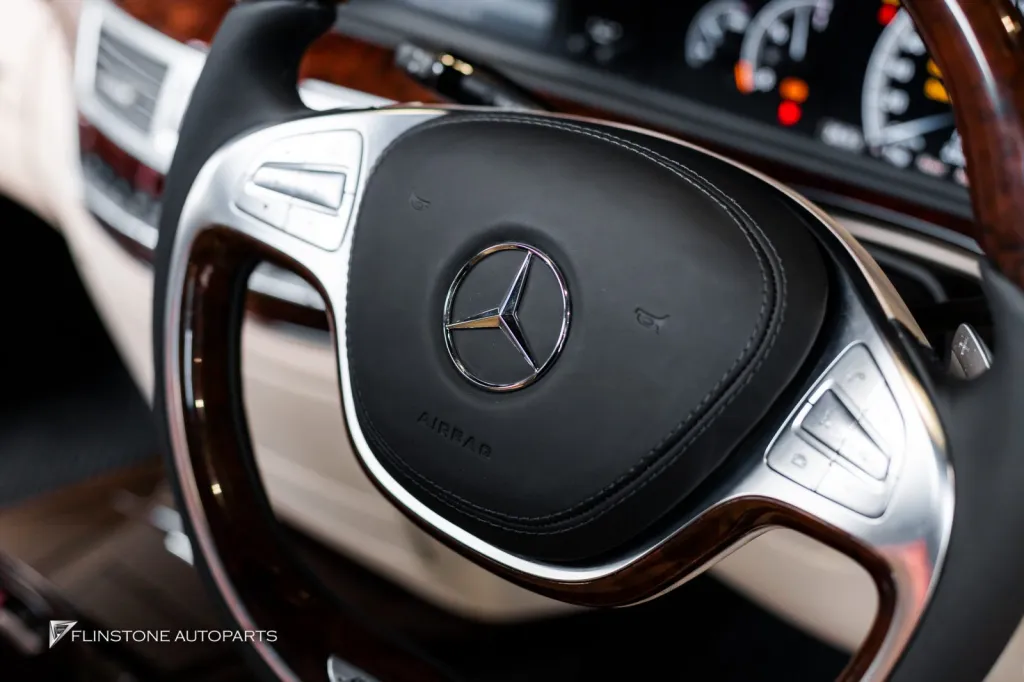 Mercedes Benz W221 พวงมาลัย
