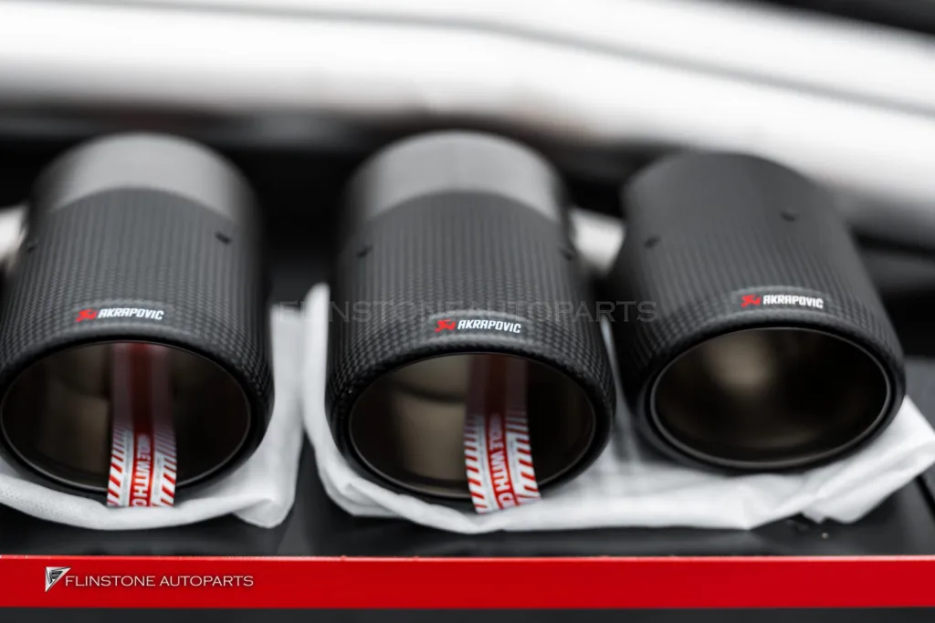 ท่อ Akrapovic For Porsche Cayenne 2025