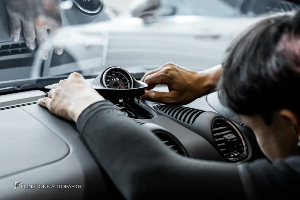Porsche 718 Stop watch