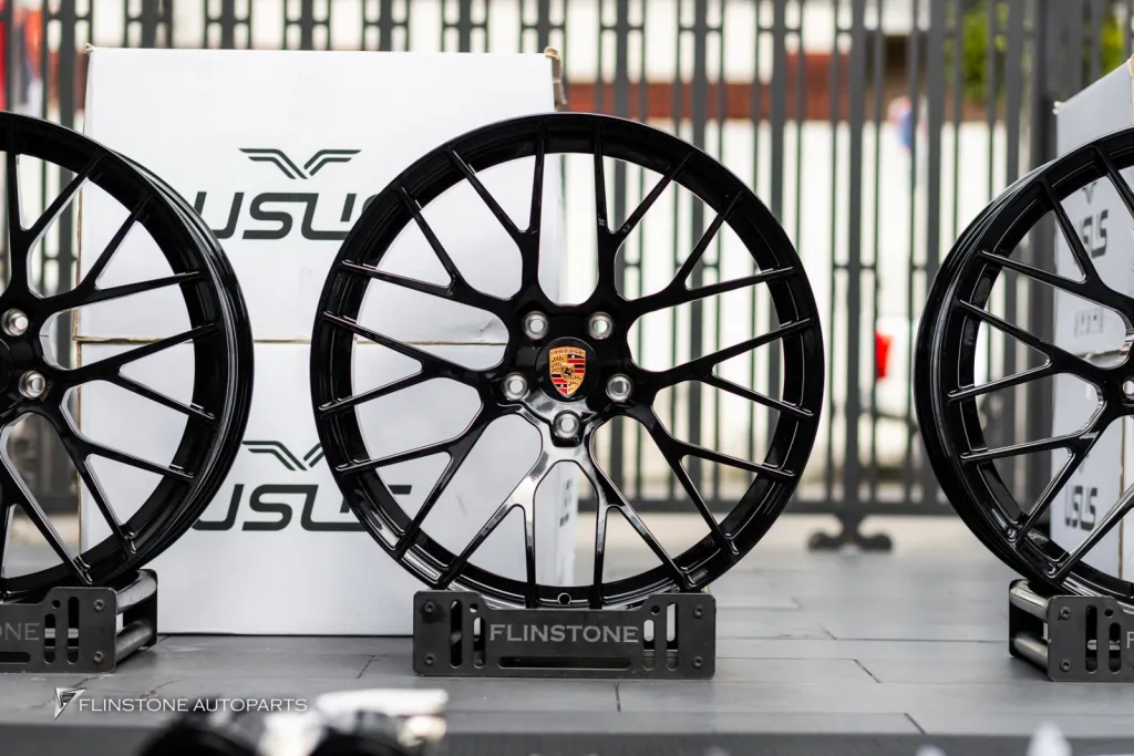 Porsche Cayenne 9Y0.2 ไฟประตู ล้อ Usus ปลายท่อ