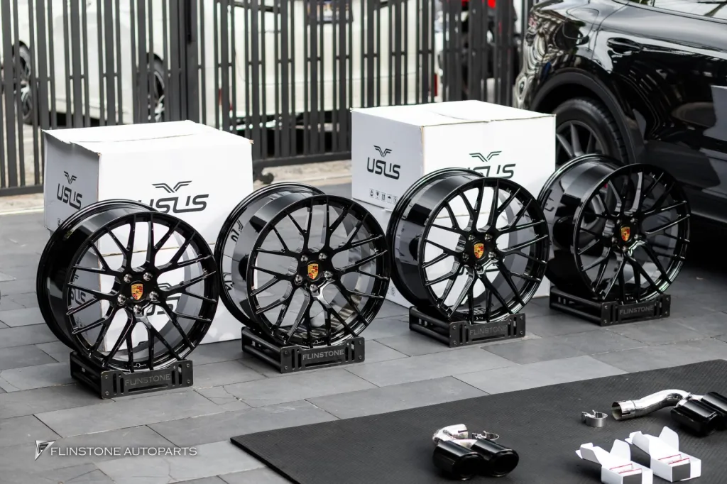 Porsche Cayenne 9Y0.2 ไฟประตู ล้อ Usus ปลายท่อ