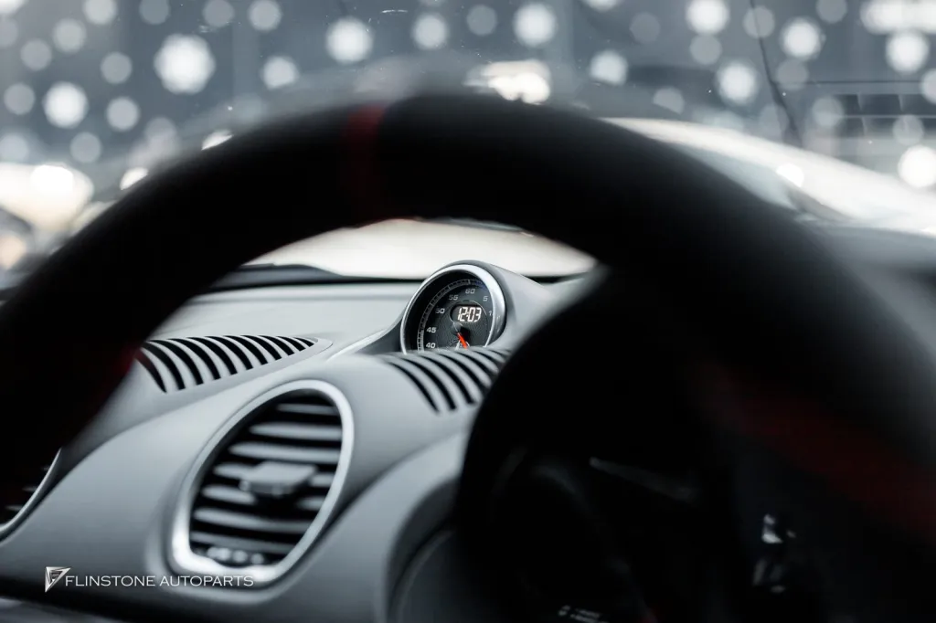 Porsche 718 Stop watch