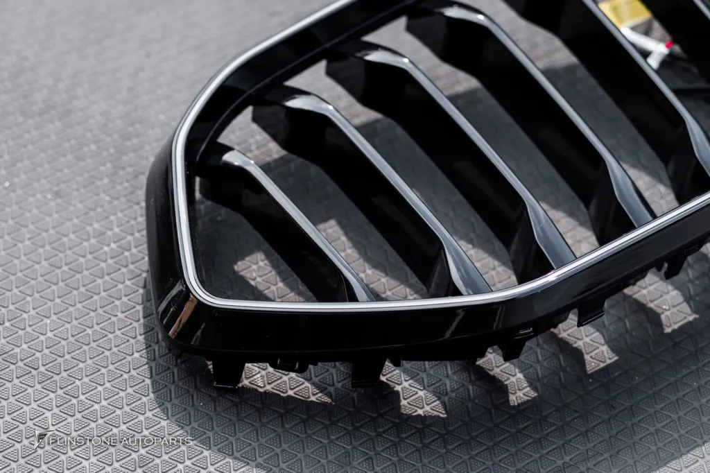 BMW X6 กระจัง LED พาร์ทคาร์บอนรอบคัน Usus
