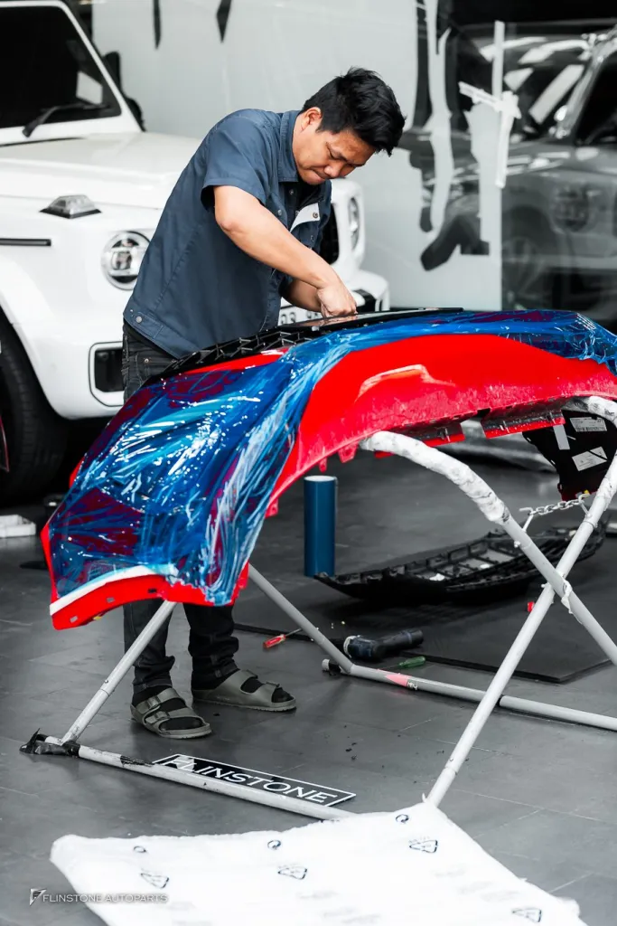 Audi Q3 กระจัง โลโก้รอบคัน