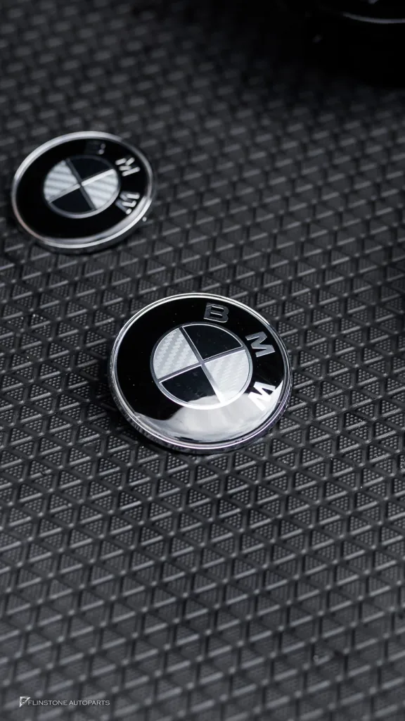 BMW F10 ลิ้นหน้า โลโก้ดำ ไฟท้าย สปอยเลอร์