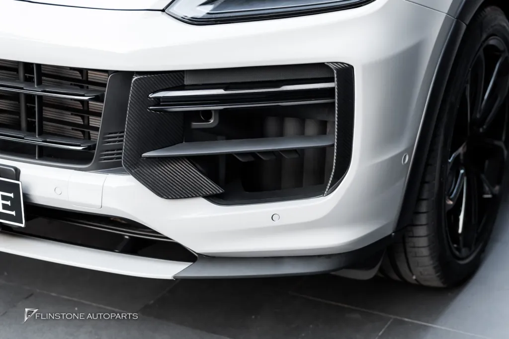 Porsche Cayenne Full Body Kit Exhaust Pipe Wheels Usus