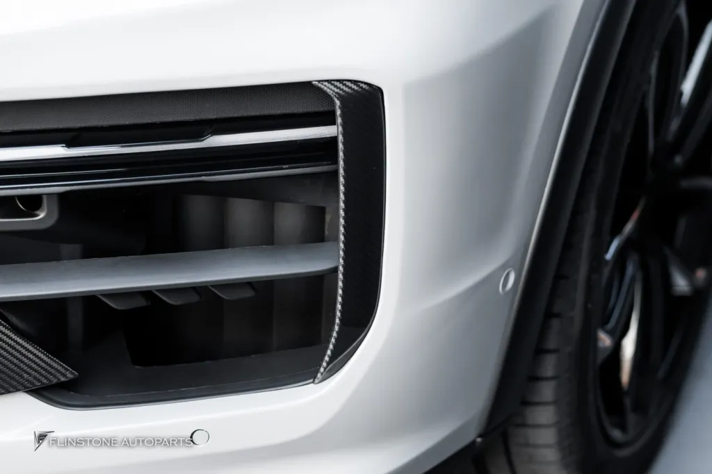 Porsche Cayenne Full Body Kit Exhaust Pipe Wheels Usus