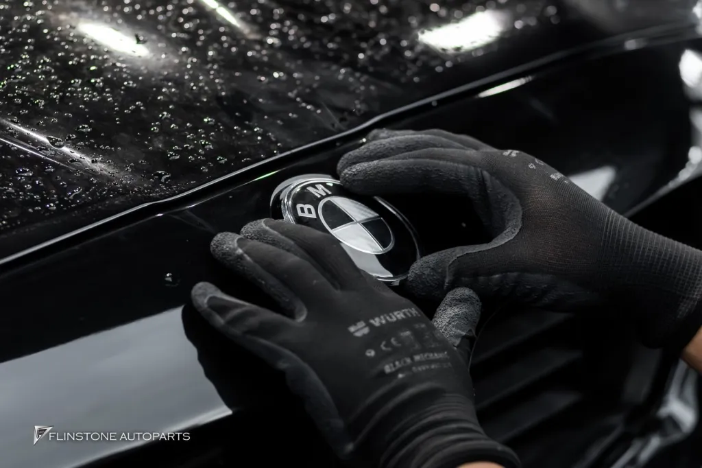 BMW F10 ลิ้นหน้า โลโก้ดำ ไฟท้าย สปอยเลอร์