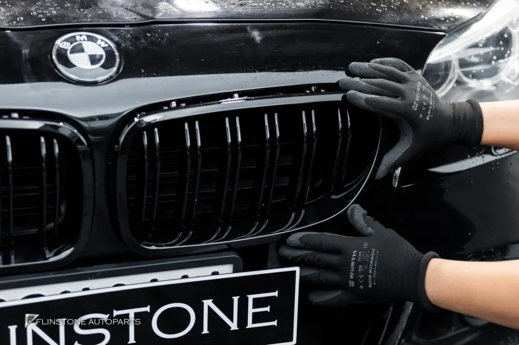 BMW F10 ลิ้นหน้า โลโก้ดำ ไฟท้าย สปอยเลอร์