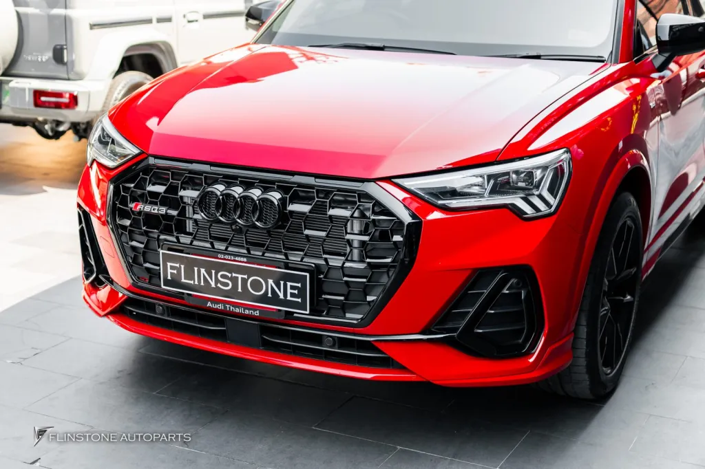 Audi Q3 กระจัง โลโก้รอบคัน