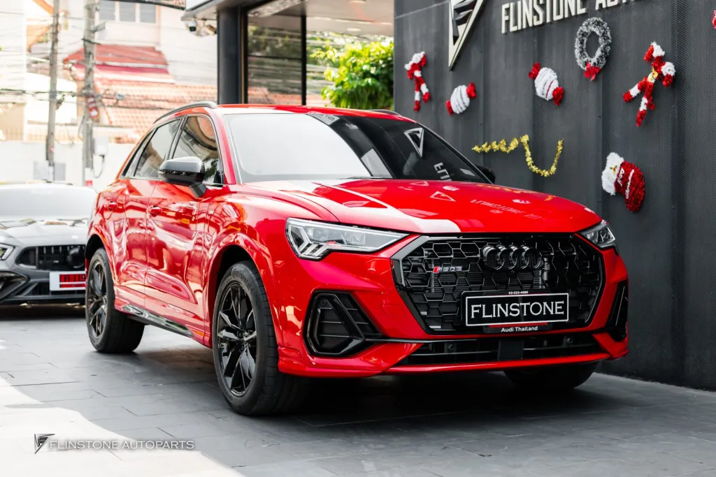 Audi Q3 กระจัง โลโก้รอบคัน