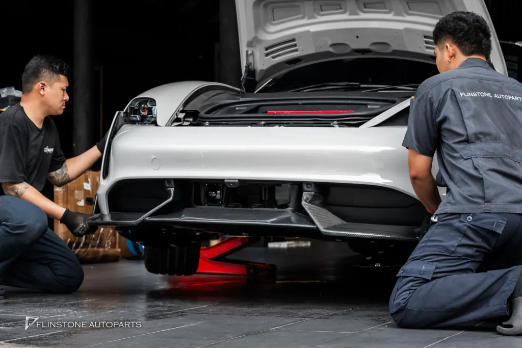 Porsche taycan ลิ้นหน้า