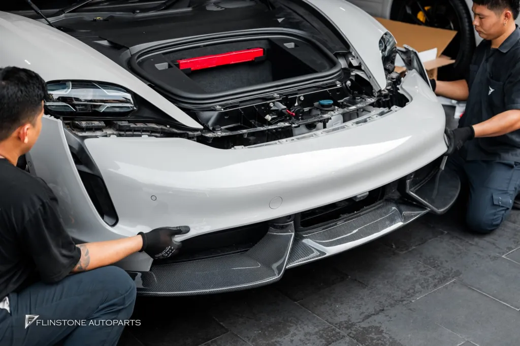 Porsche taycan ลิ้นหน้า
