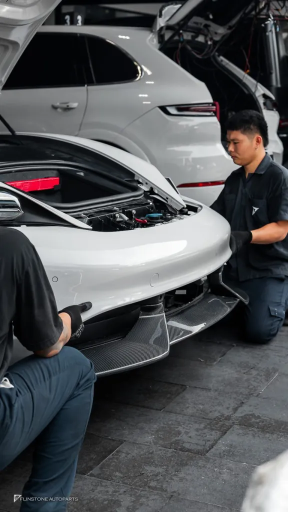 Porsche taycan ลิ้นหน้า
