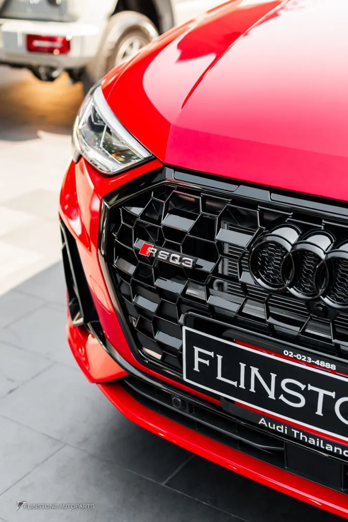 Audi Q3 กระจัง โลโก้รอบคัน