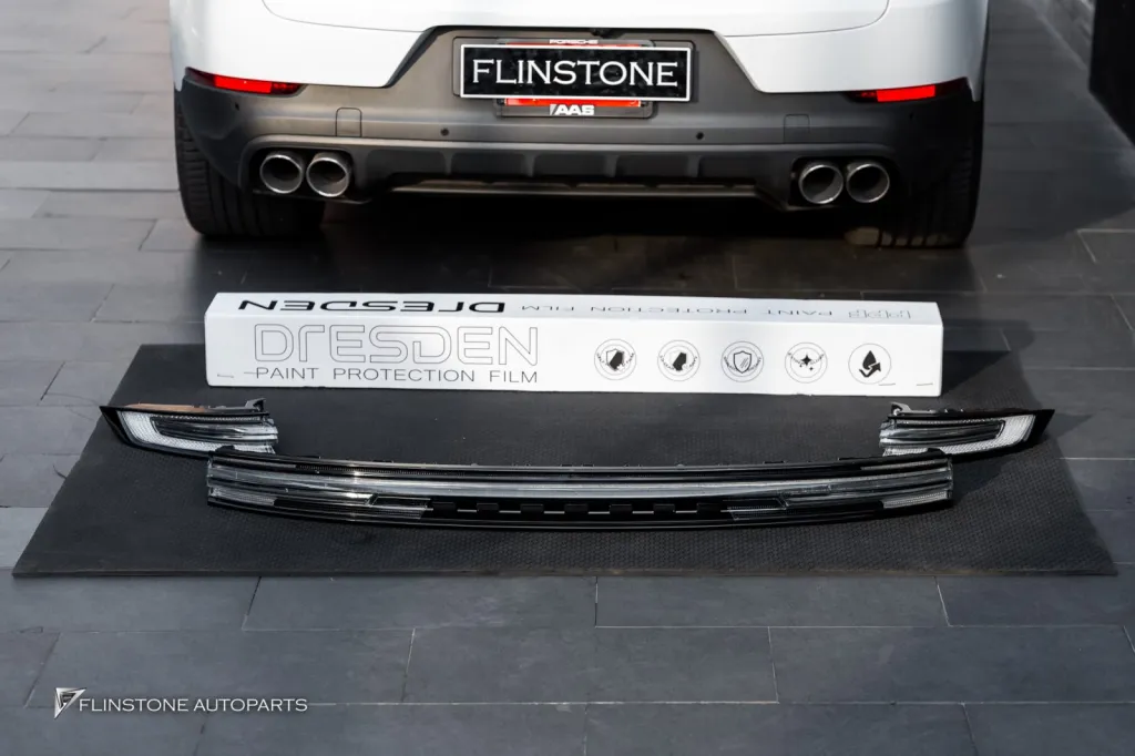 Porsche Cayenne ไฟท้าย ฟิล์ม