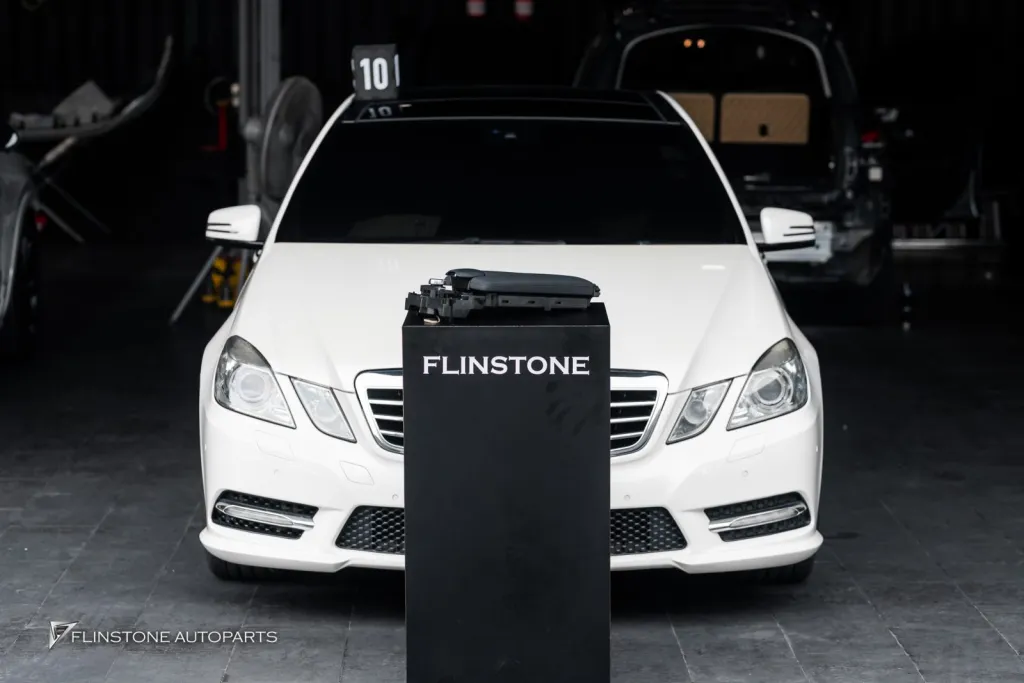 Mercedes Benz W212 คอนโซลกลาง