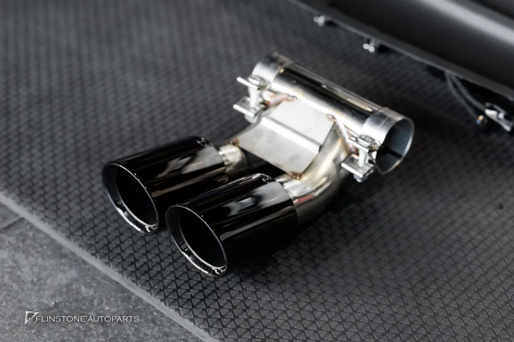 Porsche 718 Caymen Tail Lights Exhaust Tips