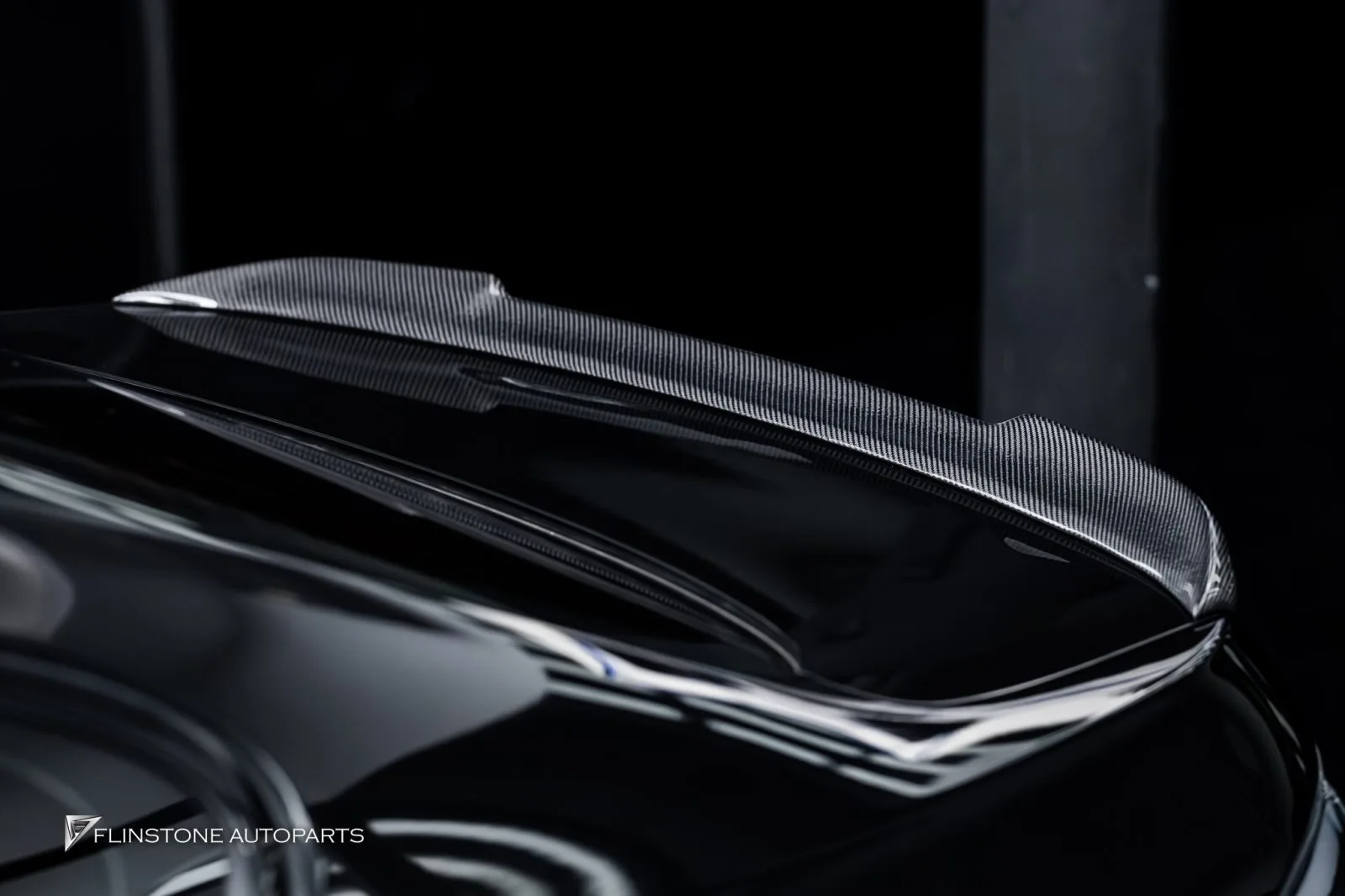 BMW F10 ลิ้นหน้า โลโก้ดำ ไฟท้าย สปอยเลอร์