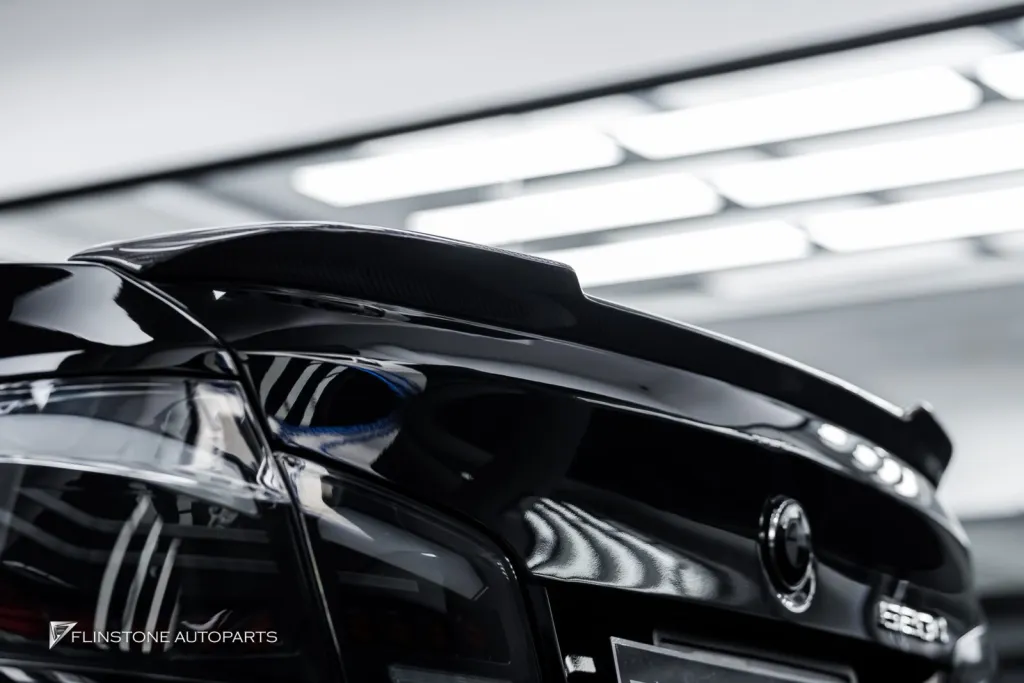 BMW F10 ลิ้นหน้า โลโก้ดำ ไฟท้าย สปอยเลอร์