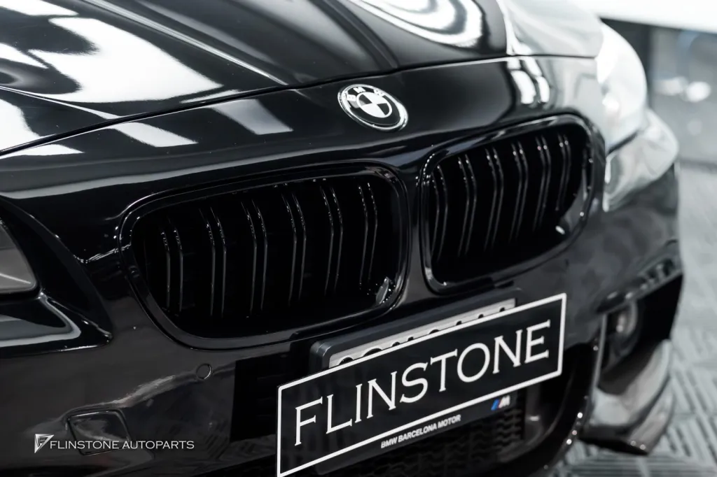 BMW F10 ลิ้นหน้า โลโก้ดำ ไฟท้าย สปอยเลอร์