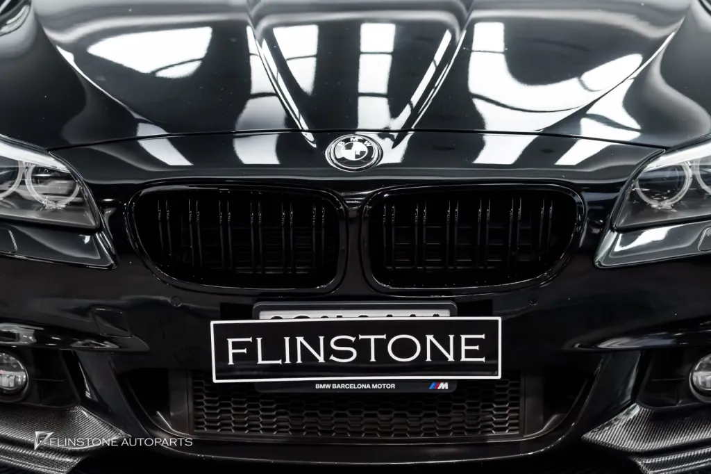 BMW F10 ลิ้นหน้า โลโก้ดำ ไฟท้าย สปอยเลอร์