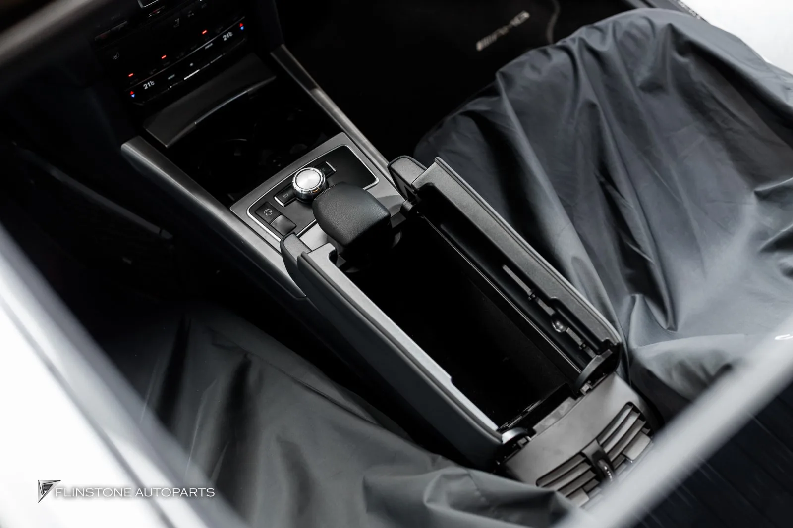 Mercedes Benz W212 คอนโซลกลาง