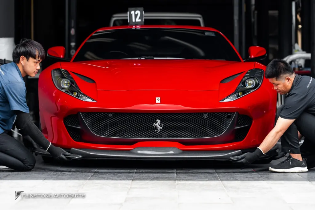 Ferrari 812 พาร์ทคาร์บอนรอบคัน ท่อUsus