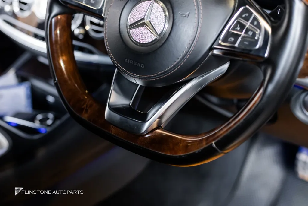 Mercedes Benz W222 พวงมาลัย