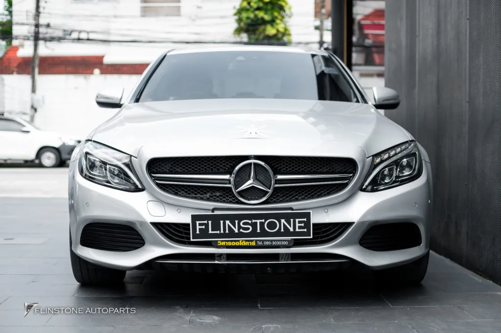 Mercedes Benz W205 กระจัง ดาวจม
