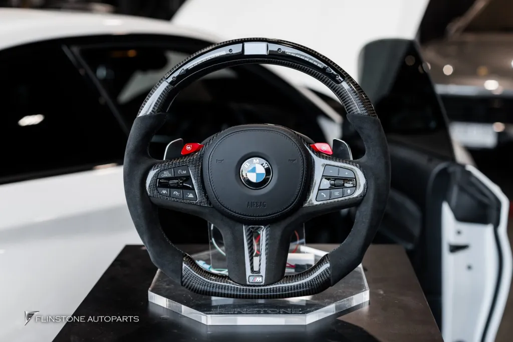 BMW M2 พวงมาลัย